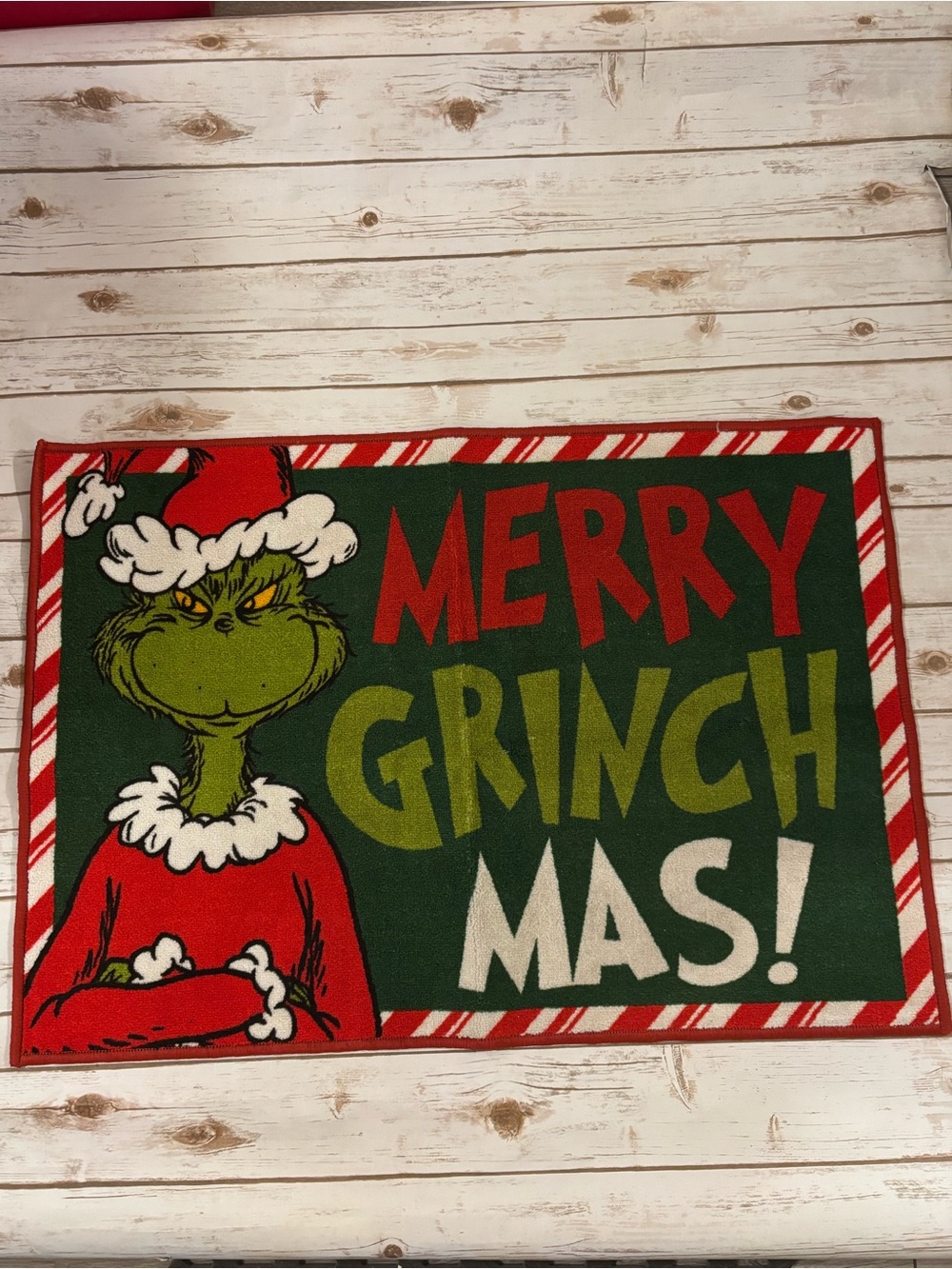 Merry Grinch Mas! Accent Rug